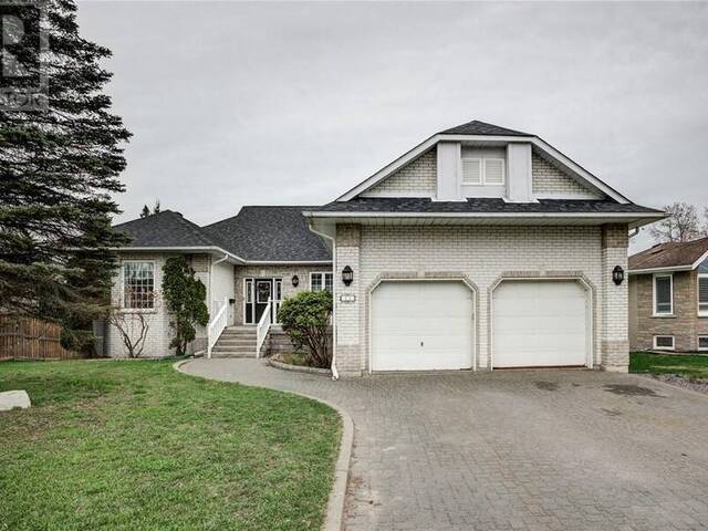11 Herman Mayer Drive Lively Ontario, P3Y 1H6