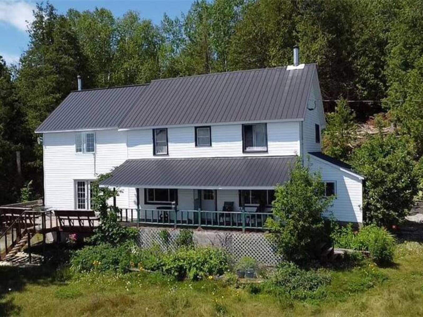 25 Water Street, Meldrum Bay, Ontario P0P 1R0