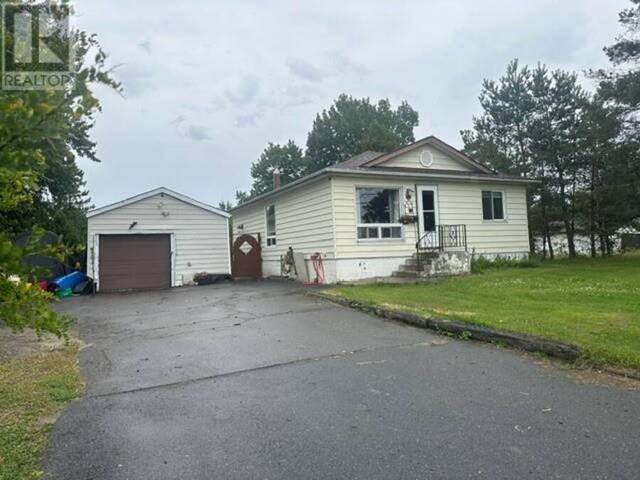 224 Moonlight Avenue Sudbury Ontario, P3B 1W1