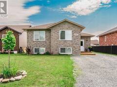 187 Brunet Street Azilda Ontario, P0M 1B0