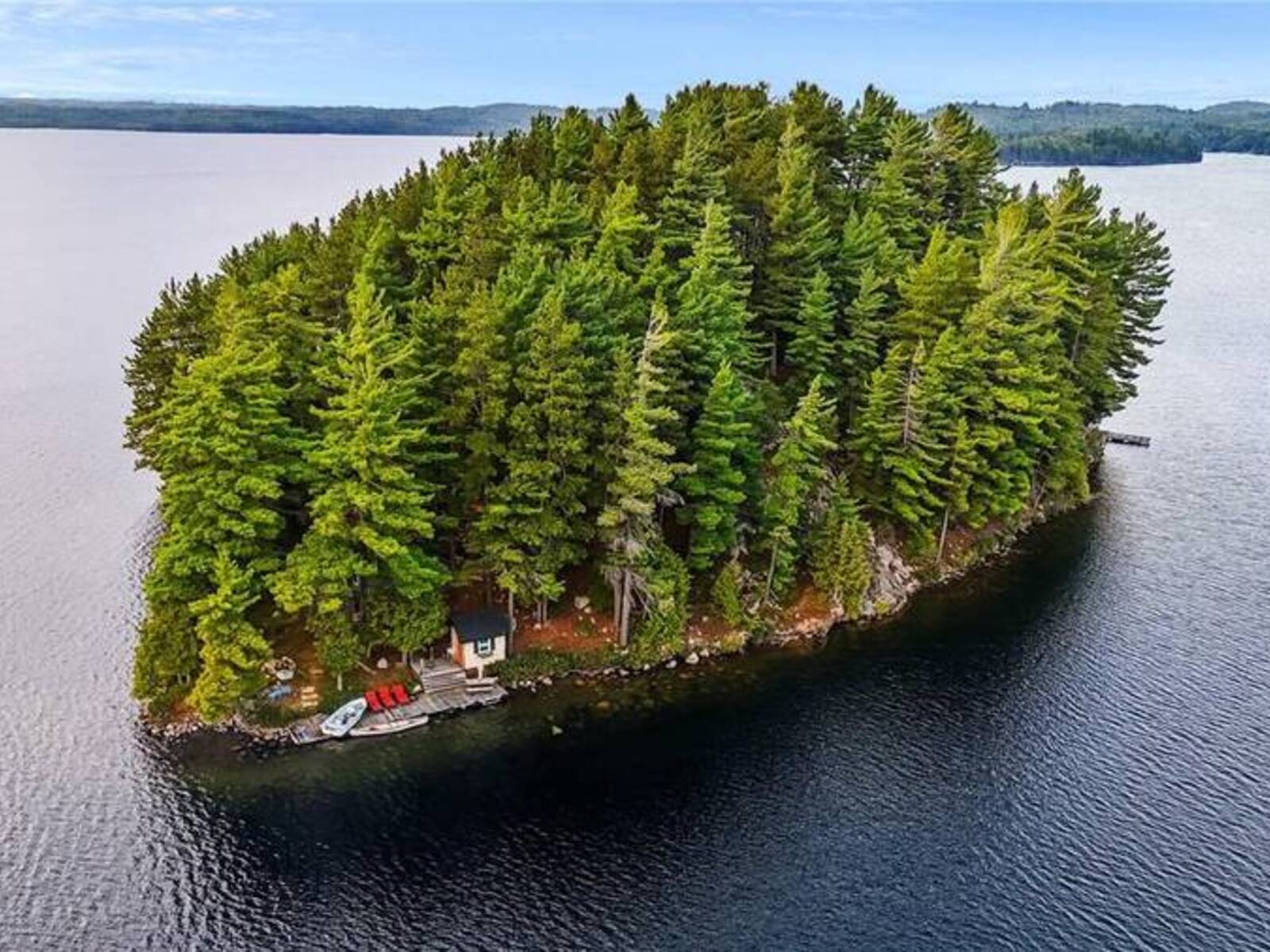 1 Windy Lake Sugarloaf Island, Dowling, Ontario P0M 2C0