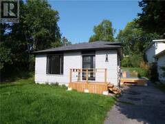 44 Farrell Crescent Elliot Lake Ontario, P5A 3N3