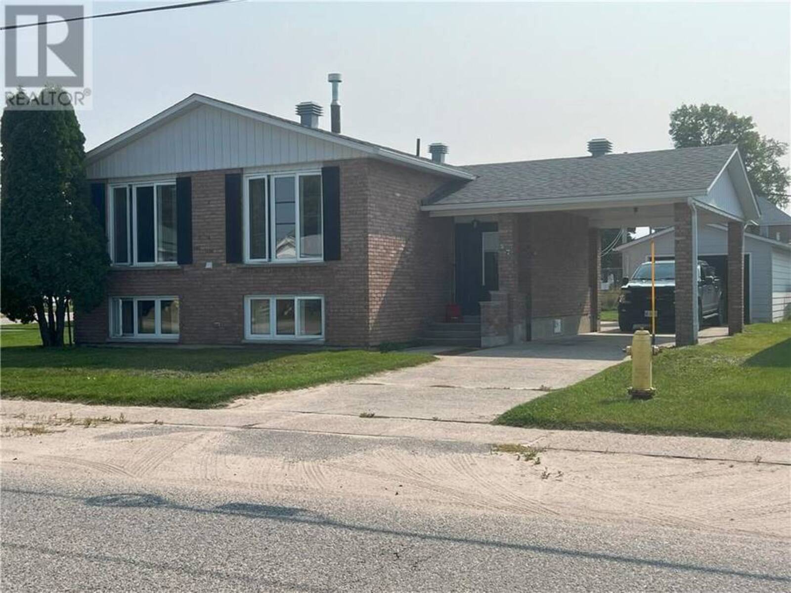 57 Pine Street E, Chapleau, Ontario P0M 1K0