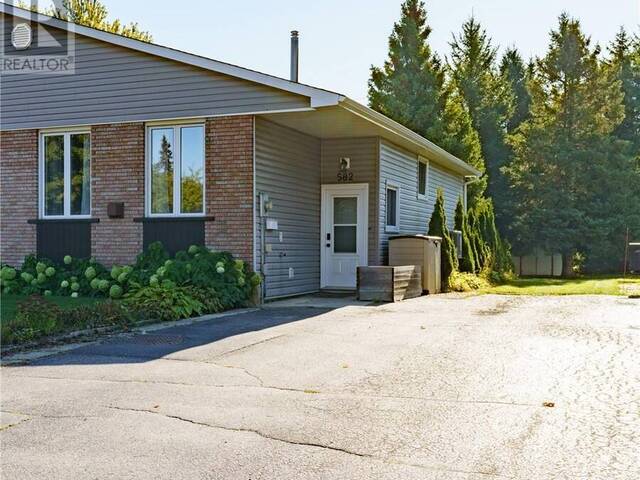 582 Summerhill Crescent Sudbury Ontario, P3A 4Y6