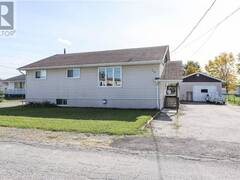 10 Laurier Lane Warren Ontario, P0H 2N0