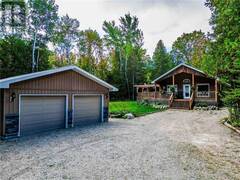 11 Poplar Drive Kagawong Ontario, P0P 1J0