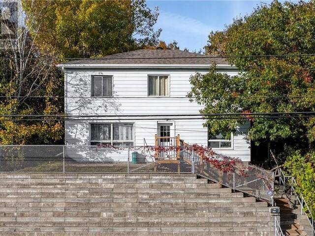 1194 Bancroft Drive Sudbury Ontario, P3B 1R5