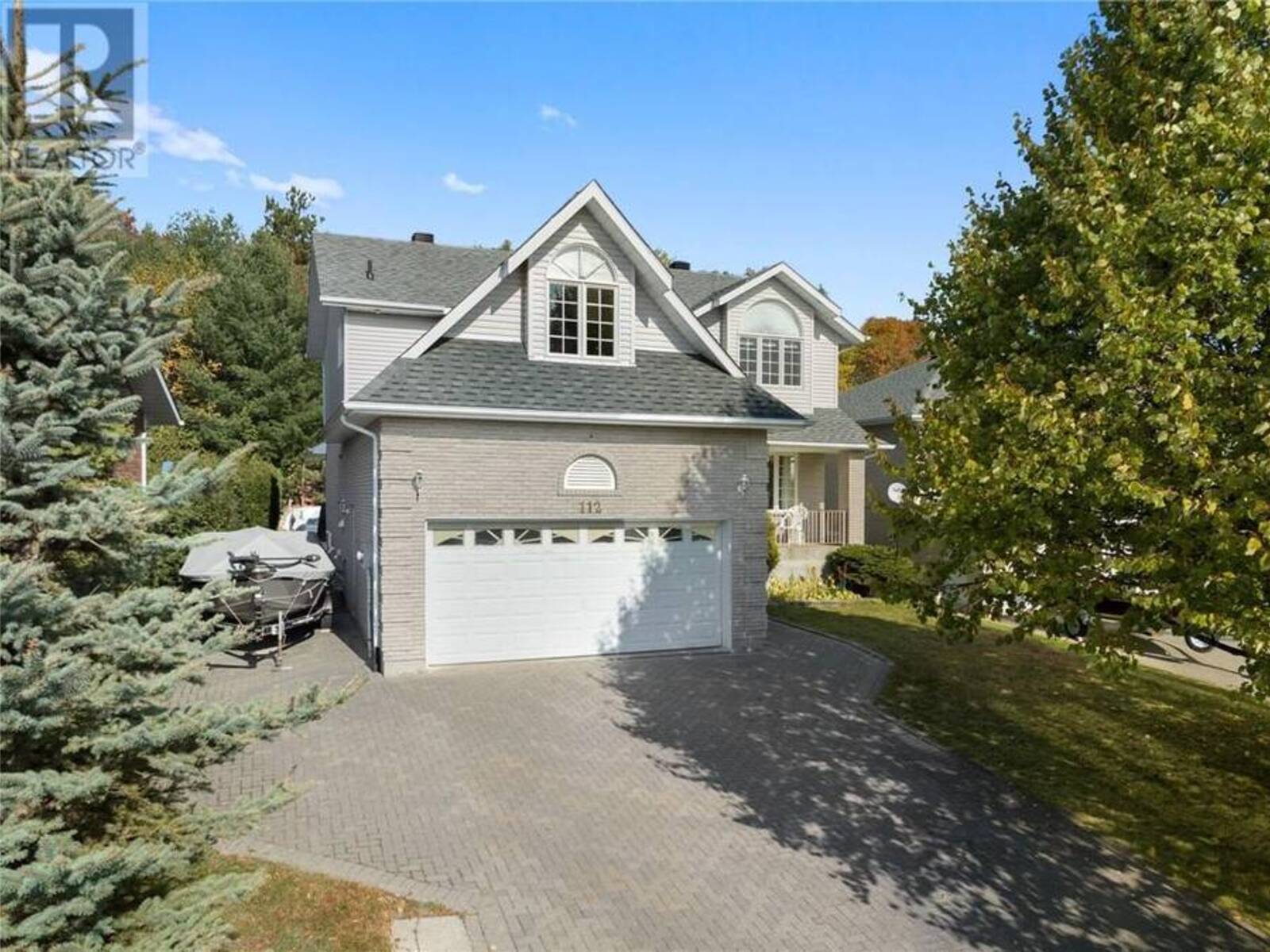 112 Field, Lively, Ontario P3Y 1B3