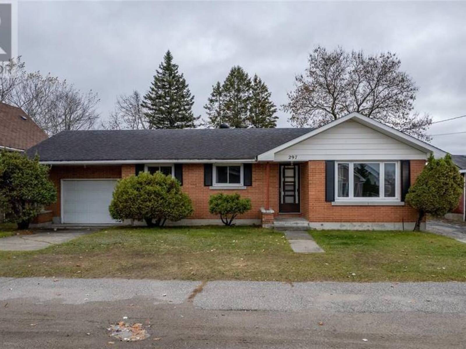 297 Secord, Espanola, Ontario P5E 1G9