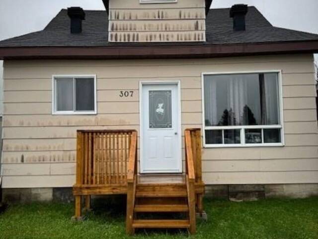 307 Ambridge Iroquois Falls Ontario, P0K 1G0