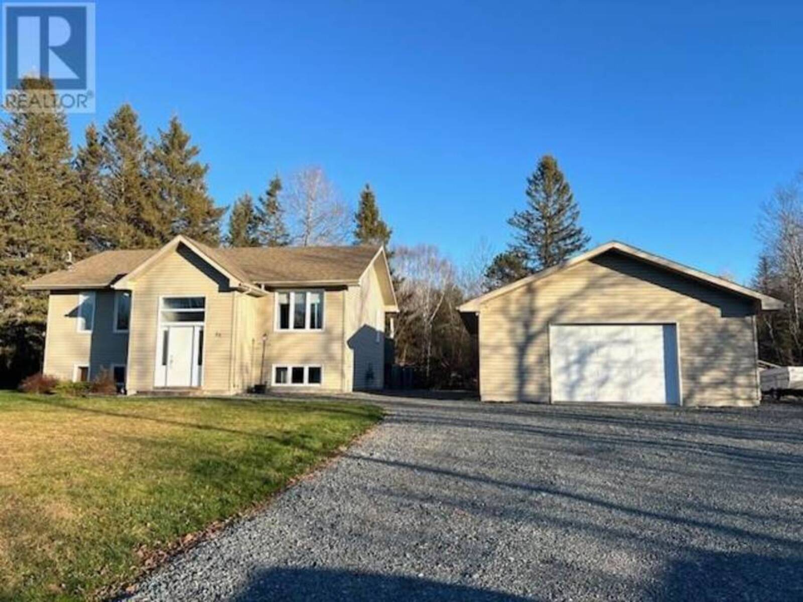 25 Millichamp Street, Markstay-Warren, Ontario P0M 2G0