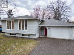 803 Auger Avenue Sudbury Ontario, P3A 4A5