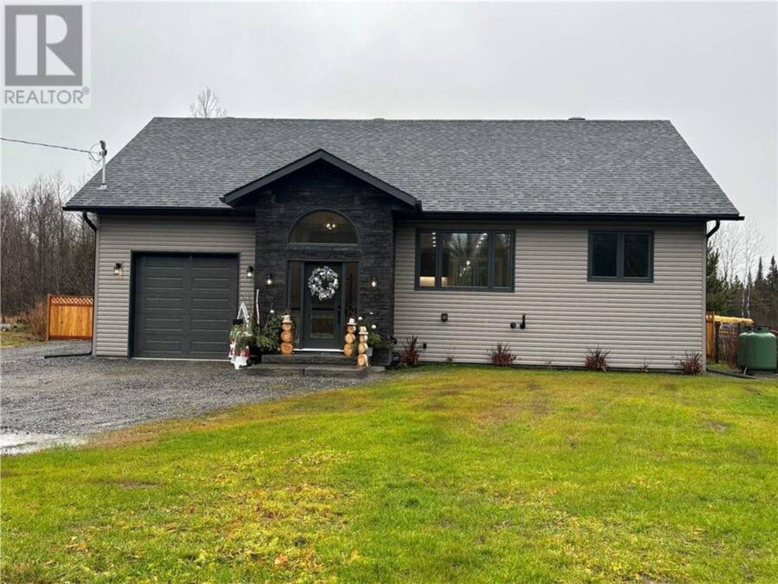 1146 Red Deer Lake Road, Wahnapitae, Ontario P0M 3C0