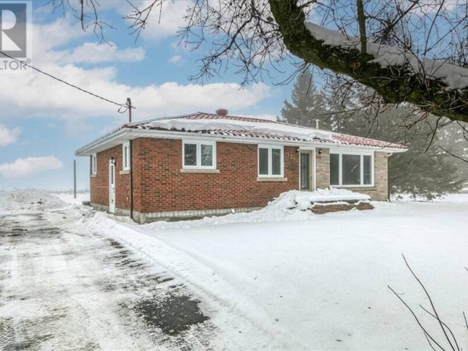 3261 St.Laurent Street, Chelmsford, Ontario P0M 1L0