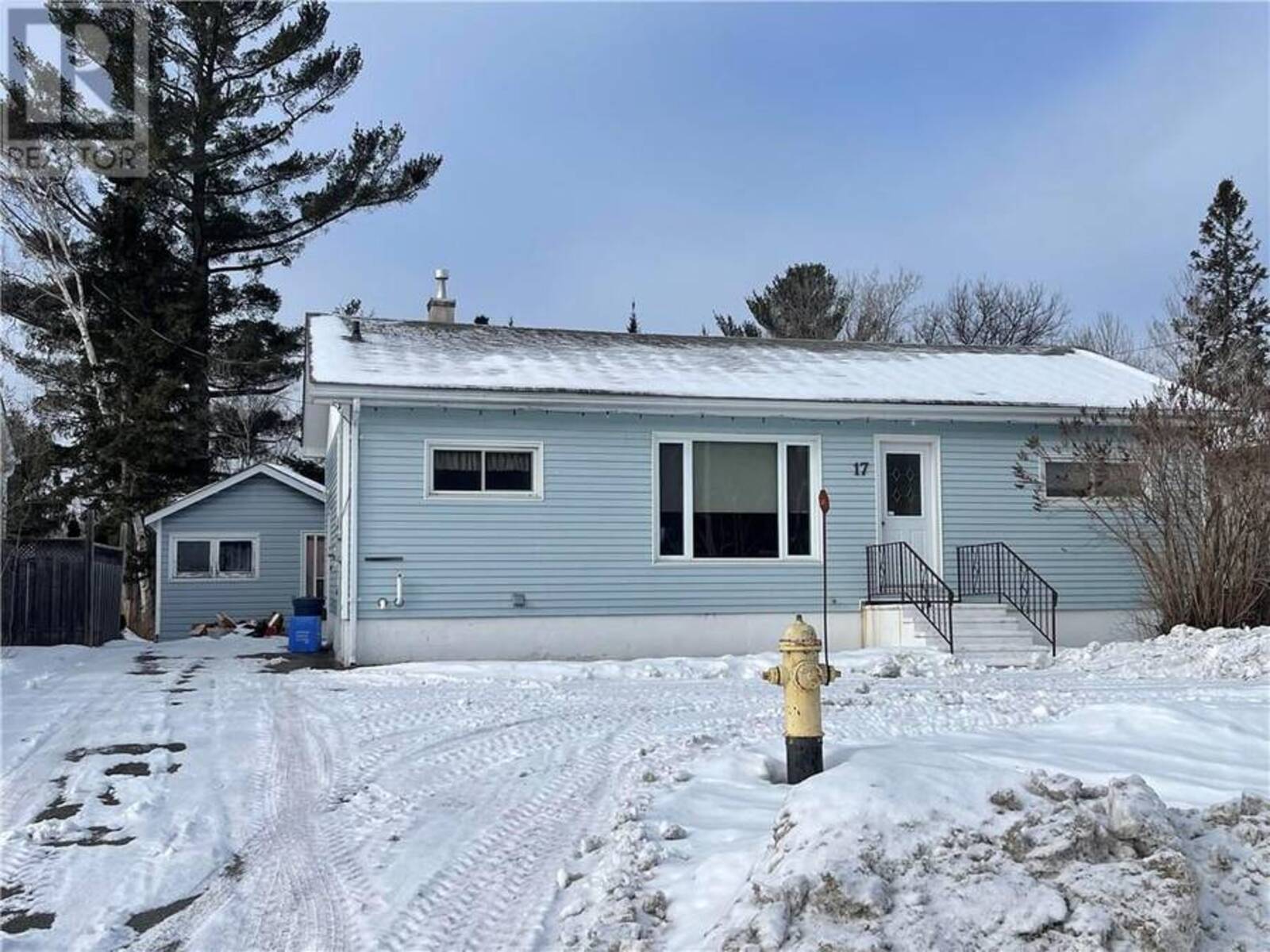 17 Wickwas Street, Greater Sudbury, Ontario P0M 2R0