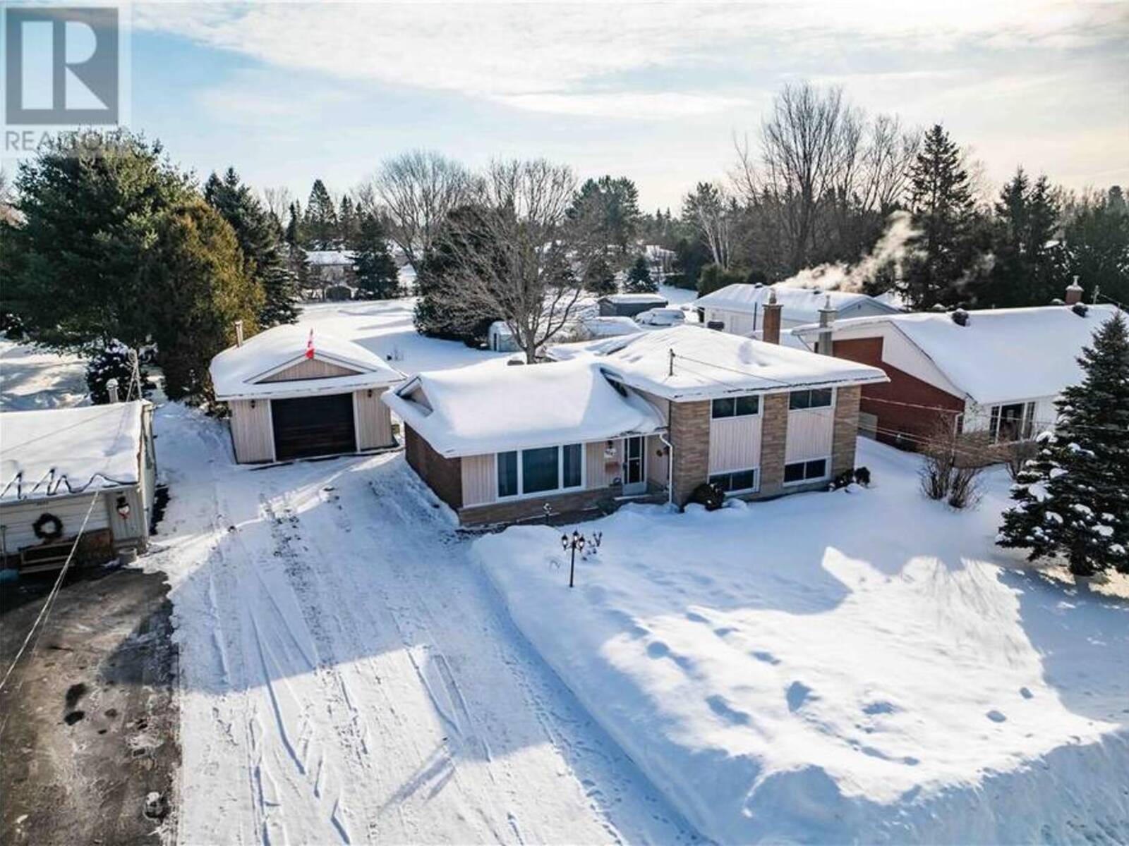 4642 LUCILLE Avenue, Greater Sudbury, Ontario P3P 1E5