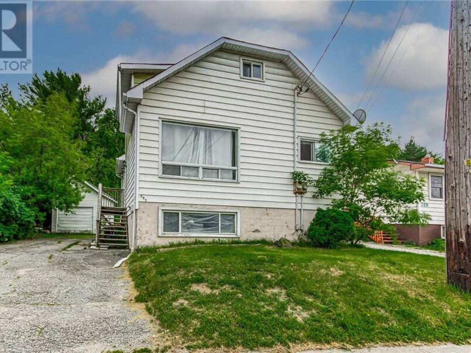 795 Howey, Greater Sudbury, Ontario P3B 1G9