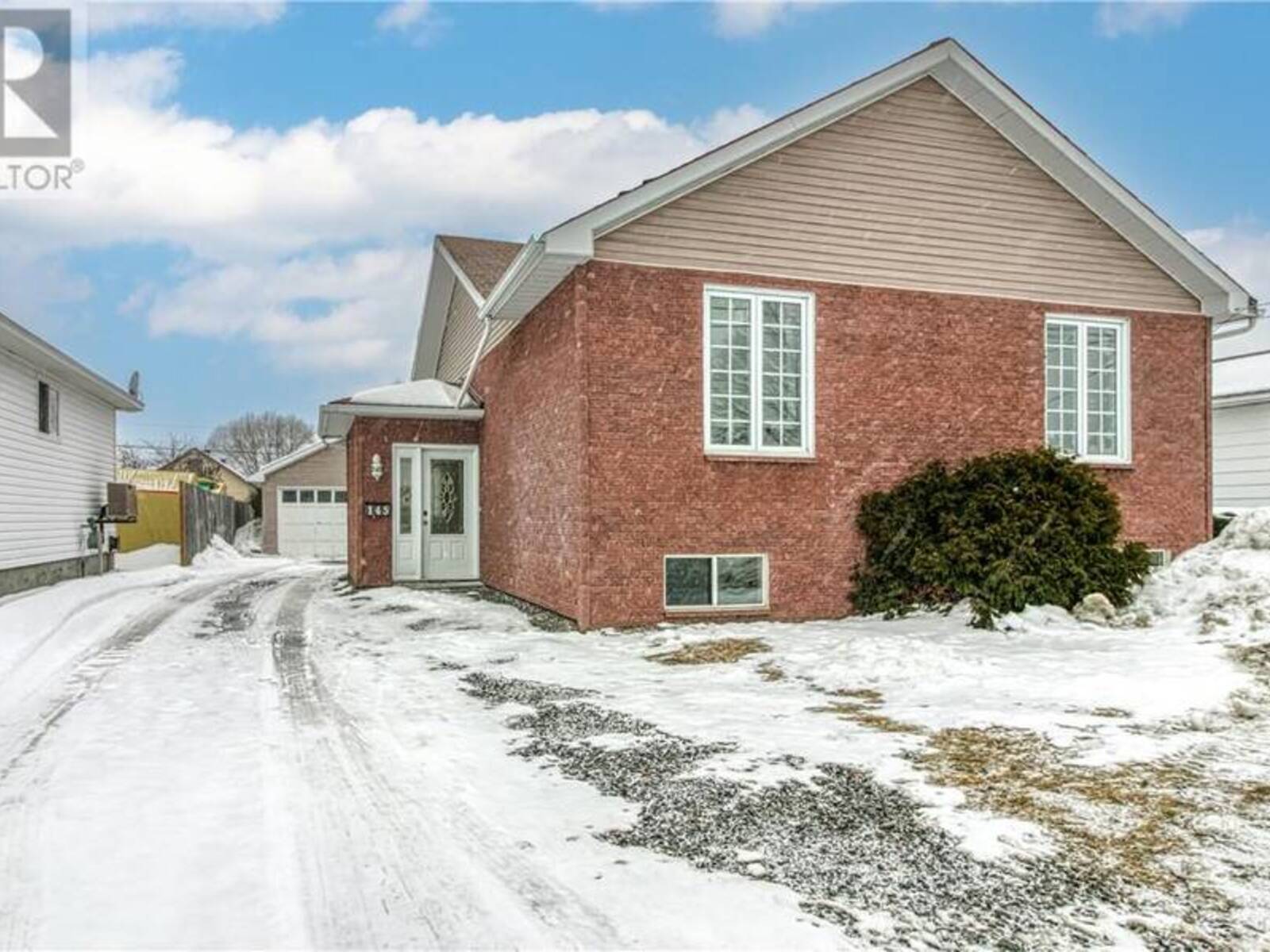 145 Cote Avenue, Chelmsford, Ontario P0M 1L0