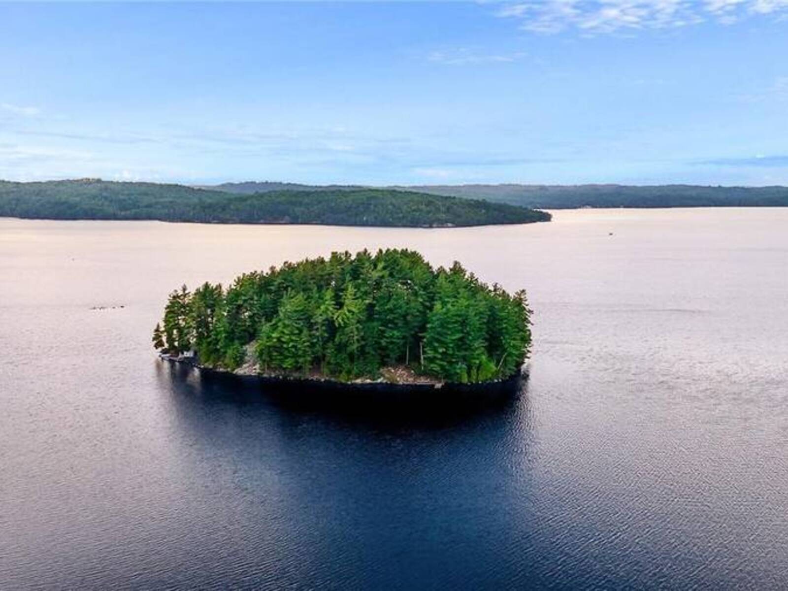 1 Windy Lake Sugarloaf Island, Greater Sudbury, Ontario P0M 2C0