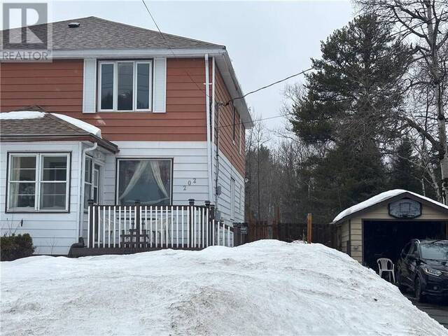 202 Fraser Avenue Greater Sudbury Ontario, P0M 2R0 - 3 Bedrooms Home For Sale