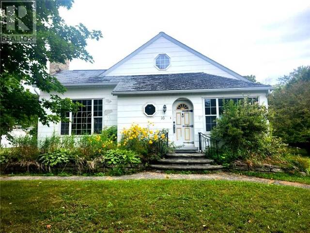 16 ROBINSON Street W Manitoulin Island Ontario, P0P 1K0 - 3 Bedrooms Home For Sale