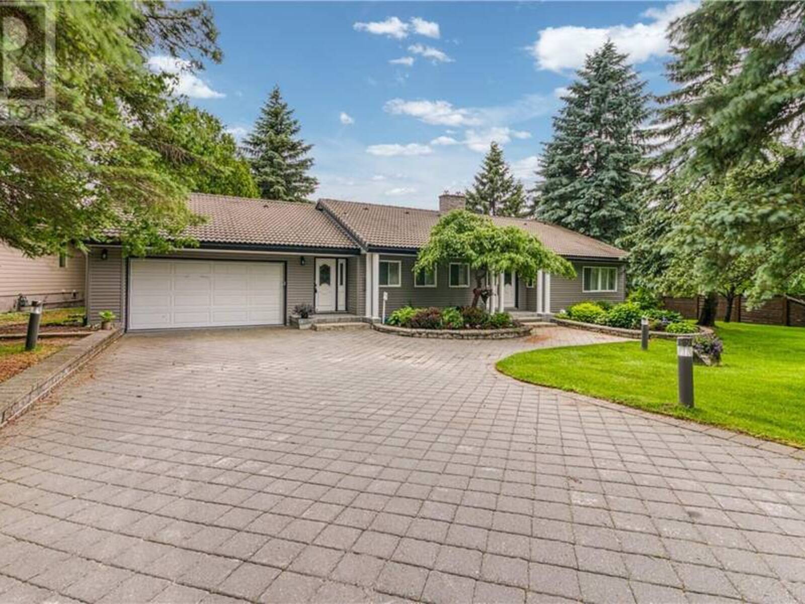 647 Kirkwood Drive, Greater Sudbury, Ontario P3E 6J6