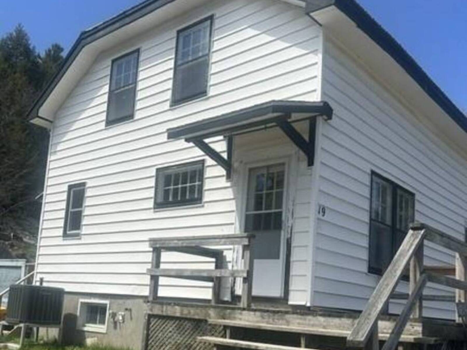 1021 Crescent Street Unit# A & B, Greater Sudbury, Ontario P0P 2H0