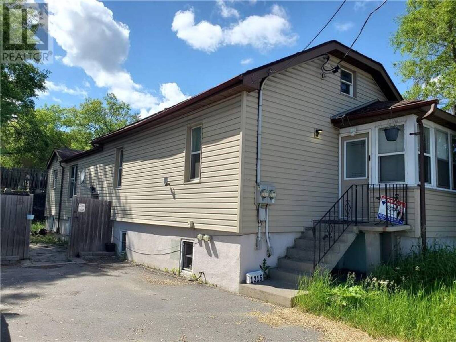 1215 Notre Dame Avenue, Greater Sudbury, Ontario P3A 2T8