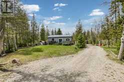 1137 Bay Estates Road S | Manitoulin Island Ontario | Slide Image Three