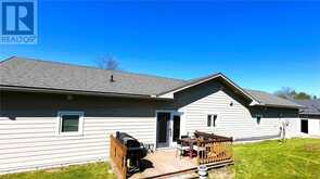 14 Maplewood Trail | Manitoulin Island Ontario | Slide Image Ten