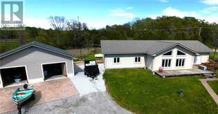 14 Maplewood Trail | Manitoulin Island Ontario | Slide Image Twelve