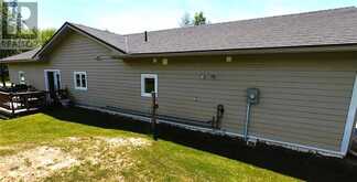 14 Maplewood Trail | Manitoulin Island Ontario | Slide Image Forty