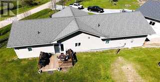 14 Maplewood Trail | Manitoulin Island Ontario | Slide Image Seven