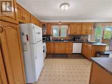 44 North Oakcliff Drive | Manitoulin Island Ontario | Slide Image Ten