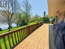 44 North Oakcliff Drive | Manitoulin Island Ontario | Slide Image Eight