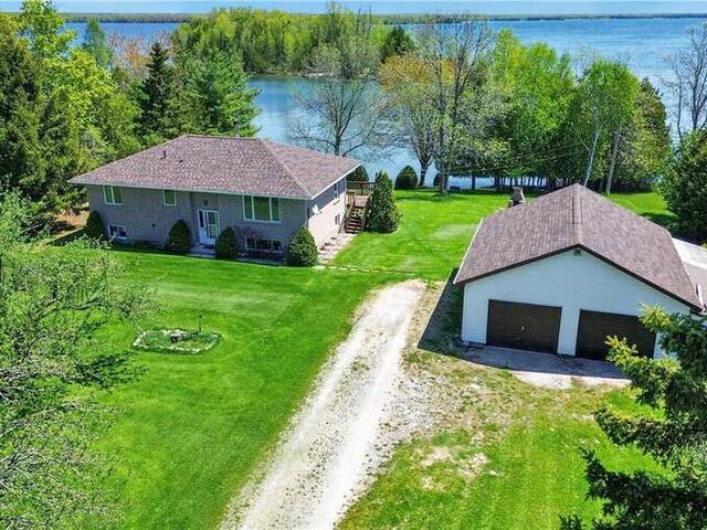 44 North Oakcliff Drive Manitoulin Island Ontario, P0P 1S0 - 3 Bedrooms Waterfront Home For sale