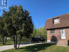 114 Minto Street Chapleau Ontario, P0M 1K0