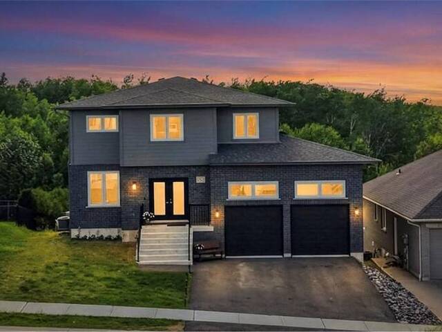 90 Landreville Drive Greater Sudbury Ontario, P3A 0B4 - 5 Bedrooms Home For Sale