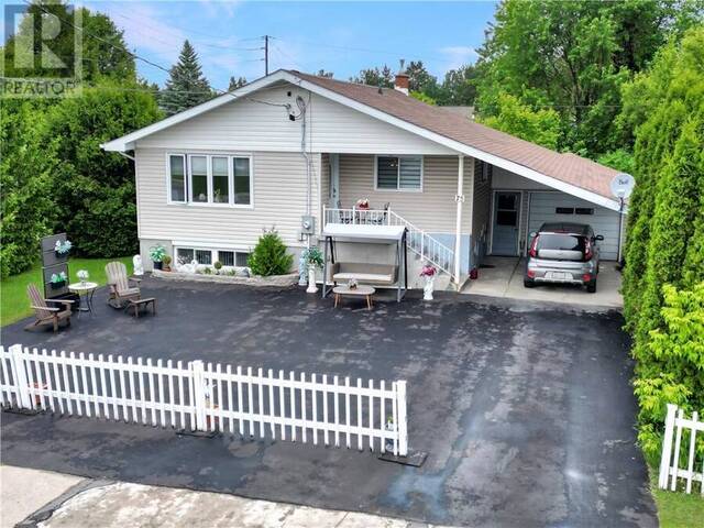 75 Main Street East Chelmsford Ontario, P0M 1L0 - 5 Bedrooms Home For Sale