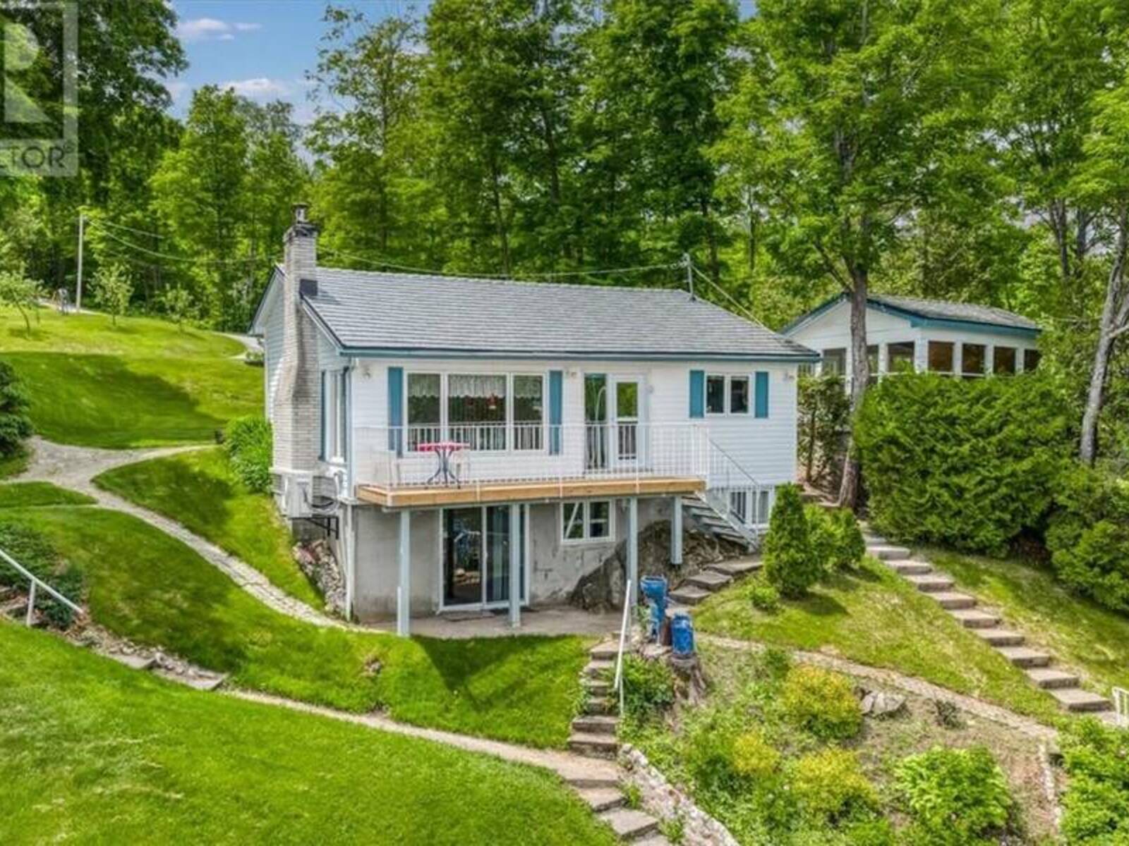 120 Maple Ridge Road, Mississippi Mills, Ontario K0A 2X0
