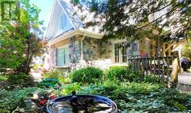 150 Queen Street | Assiginack Ontario | Slide Image Ten