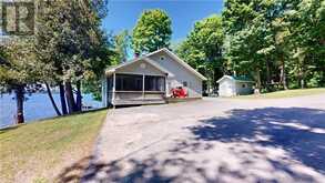 17 Beaton | Huron Shores Ontario | Slide Image Seventeen