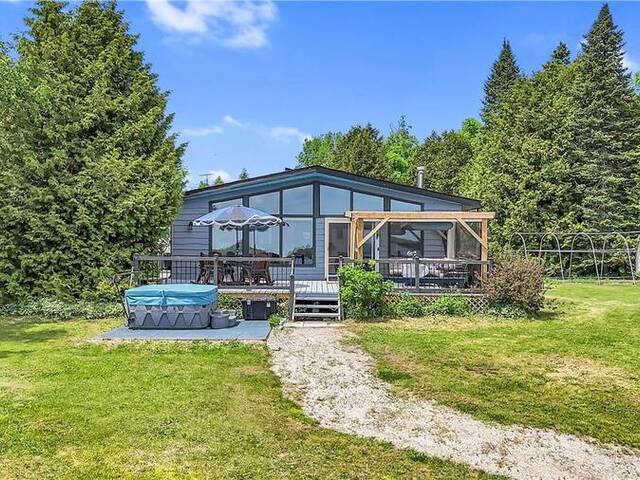 497 Whites Point Road Manitoulin Island Ontario, P0P 1K0 - 3 Bedrooms Waterfront Home For sale