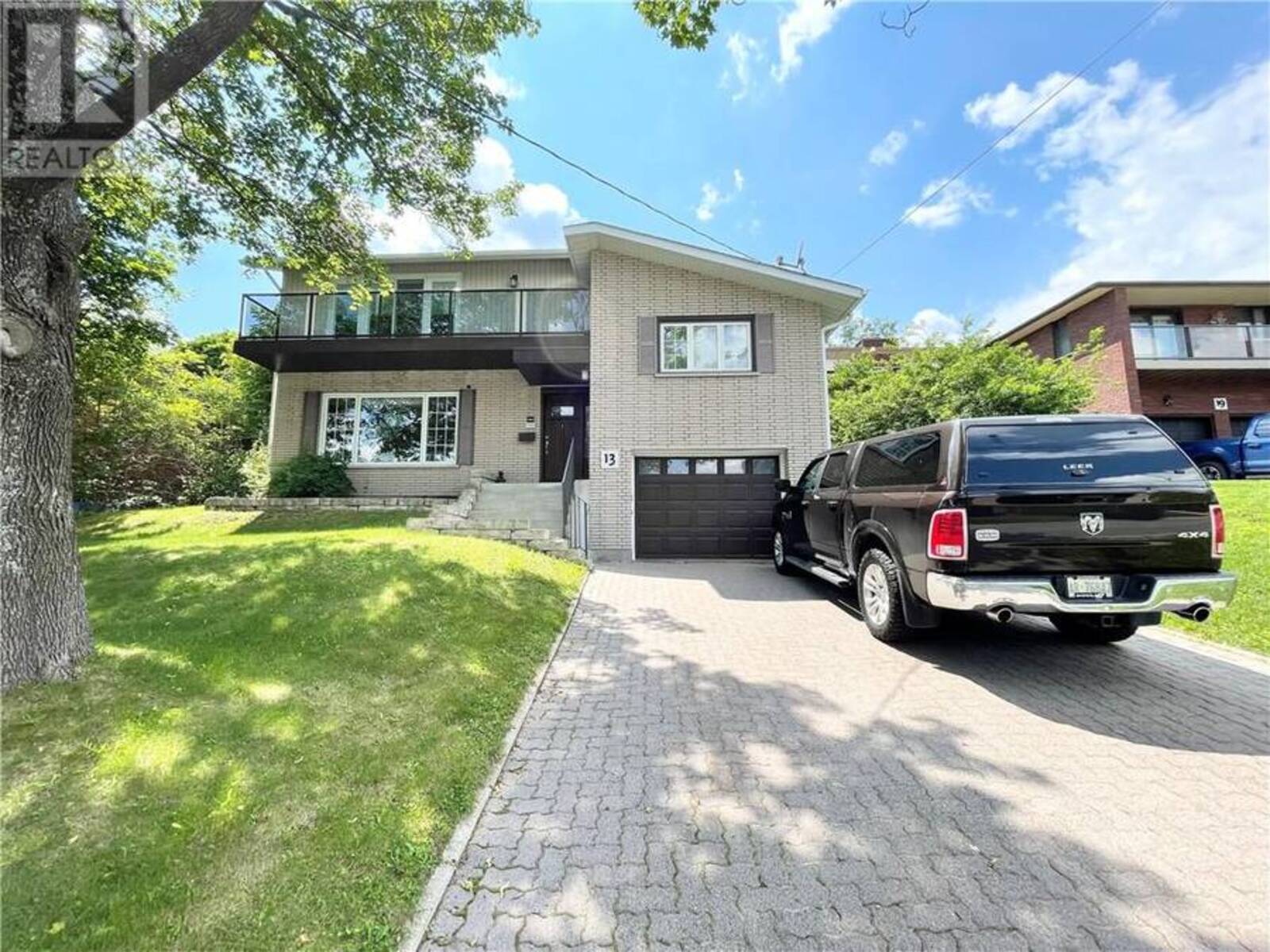 13 Lancaster Drive, Greater Sudbury, Ontario P3E 3R5