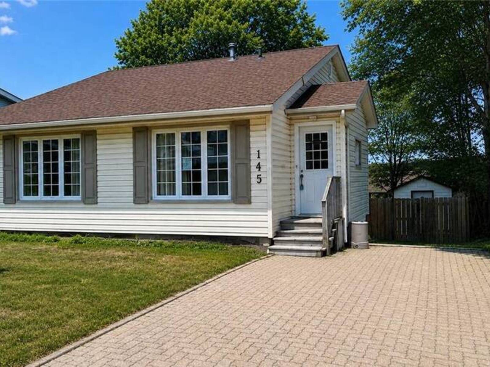 145 Axmith Avenue, Elliot Lake, Ontario P5A 1B9