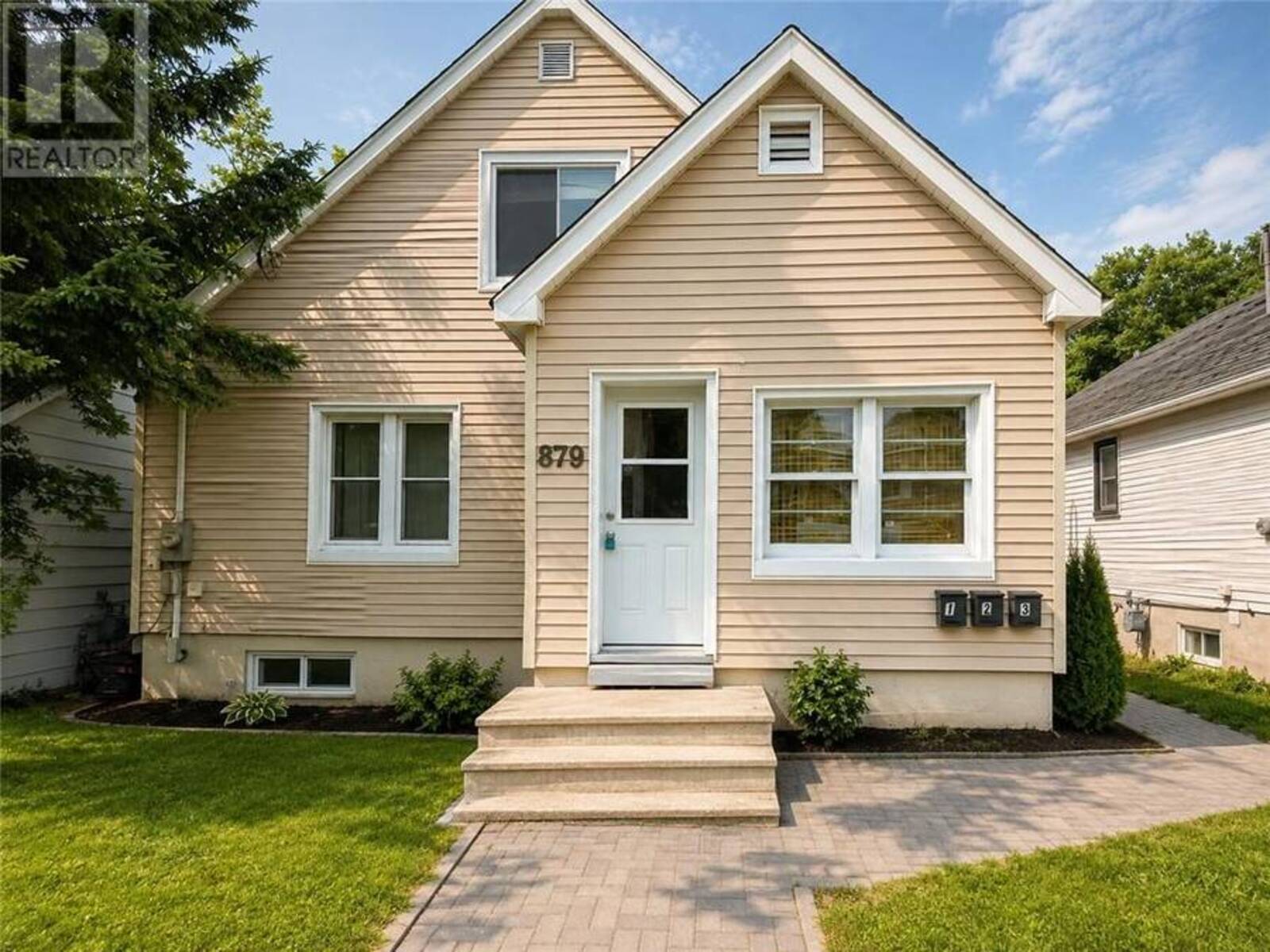 879 Charlotte Street, Greater Sudbury, Ontario P3E 4C5