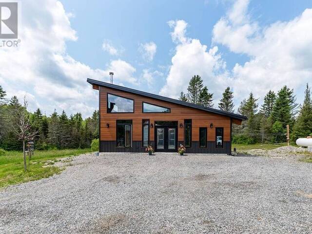 895 Horseshoe Lake Road Greater Sudbury Ontario, P3E 4N1 - Property For Sale