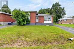 1543 Carling Crescent | Greater Sudbury Ontario | Slide Image Two