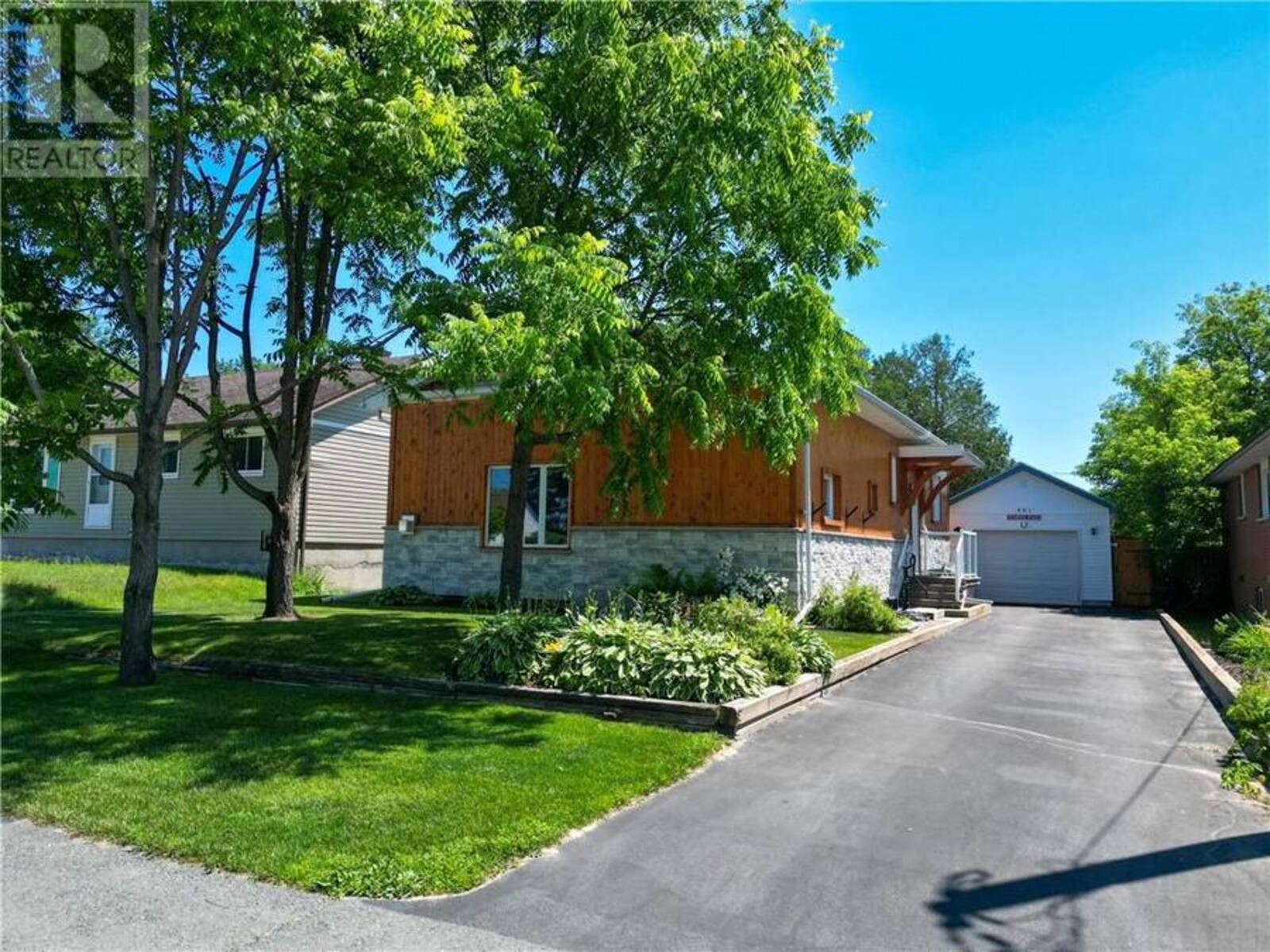 461 Annette Street, Espanola, Ontario P5E 1K4