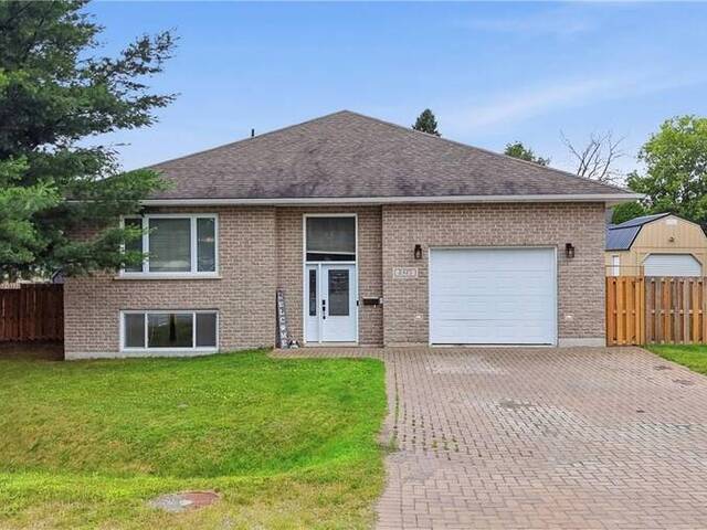 2425 FRONTENAC Street Greater Sudbury Ontario, P3A 2L7 - 5 Bedrooms Home For Sale